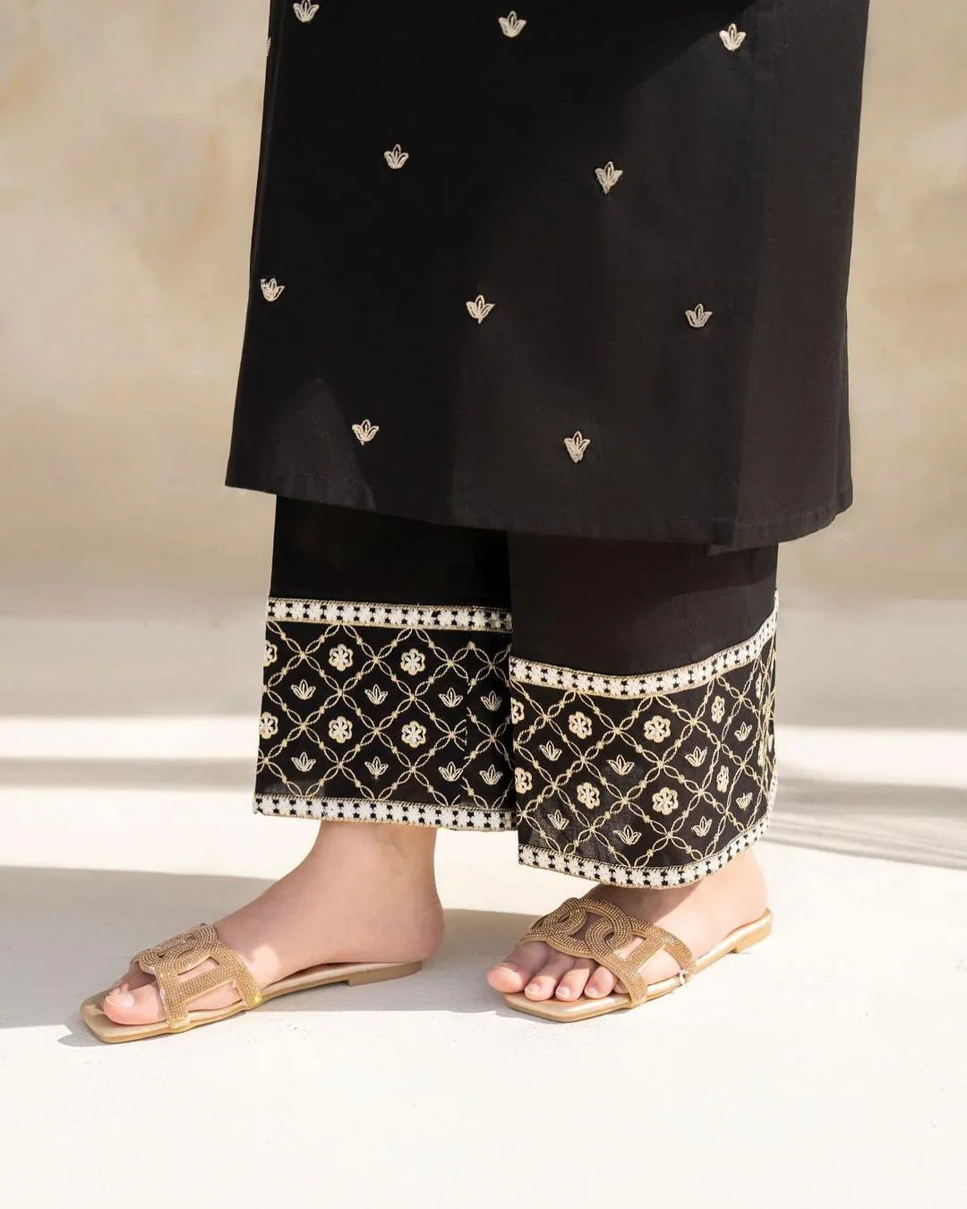 Black Hock Embroidered 2pc